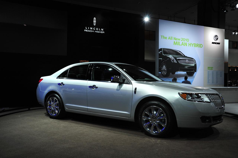 Illustration for article titled 2010 Mercury Milan, Hybrid And Lincoln MKZ: Live Cars For The Pulse-Free